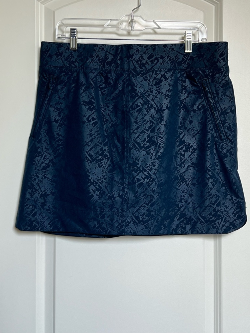 Orvis Size L Skort Navy Embossed Design Skirt Built In Liner Shorts Performance
